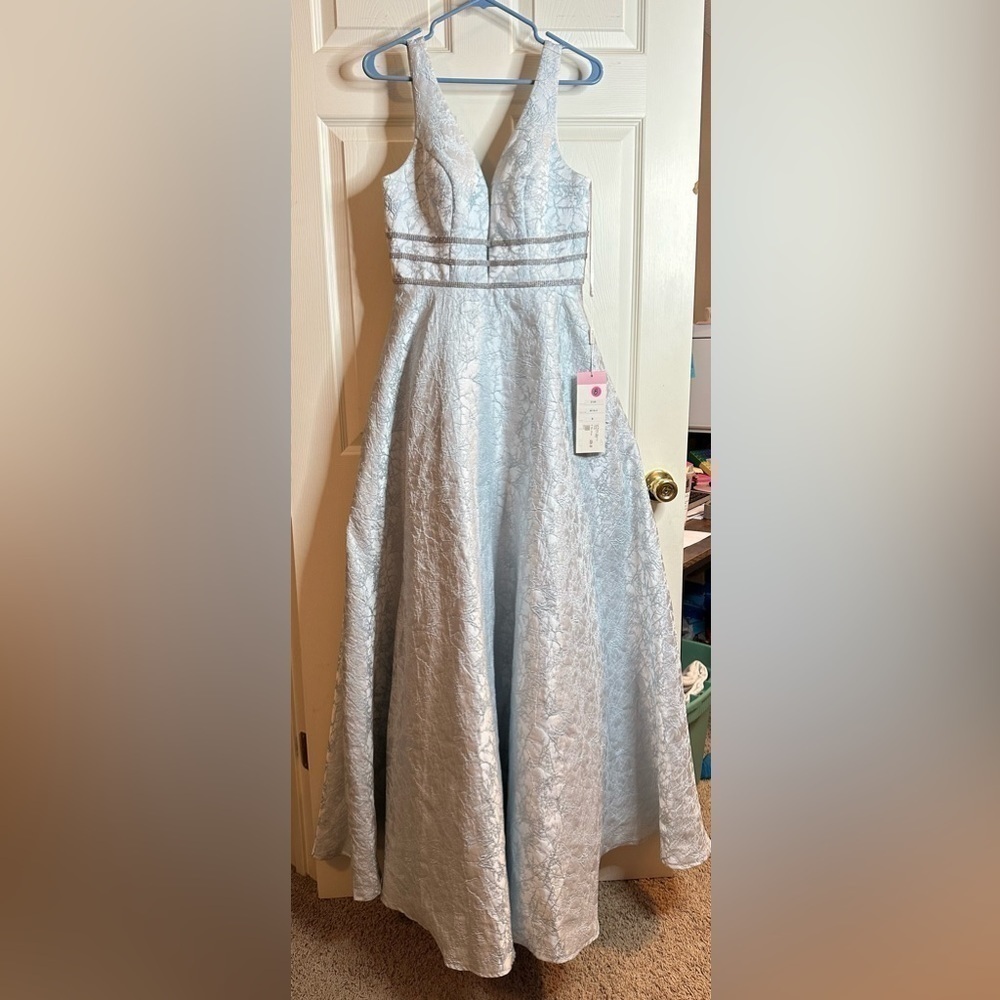 Cecilia Couture 2120 Sleeveless V-Neck Long Dress Sky Blue Cinderella Ice Blue - Picture 4 of 10